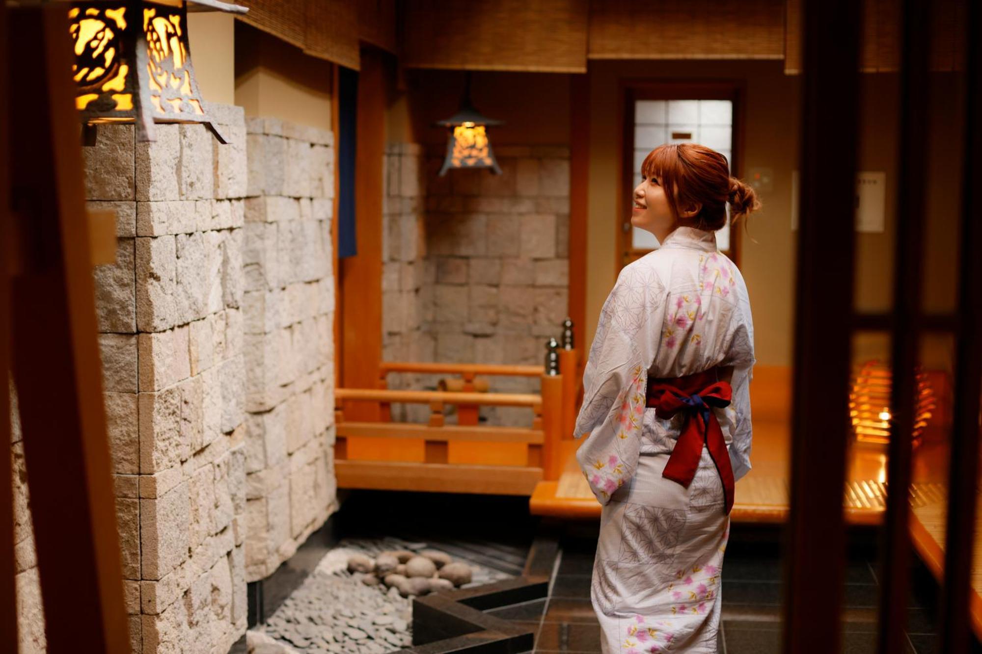 Ryokan Asukasou At The Entrancne Of Nara Park Exterior foto