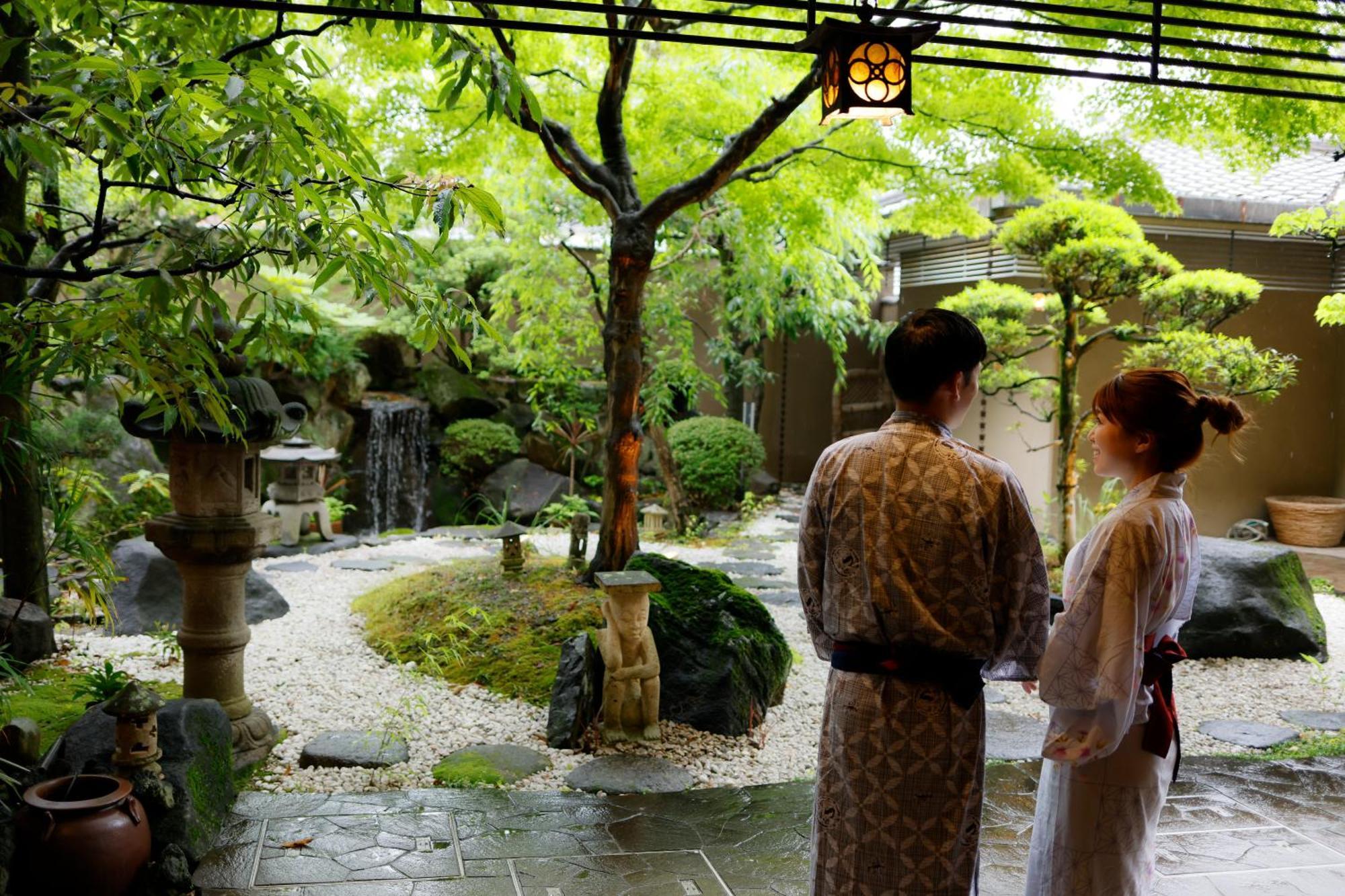 Ryokan Asukasou At The Entrancne Of Nara Park Exterior foto