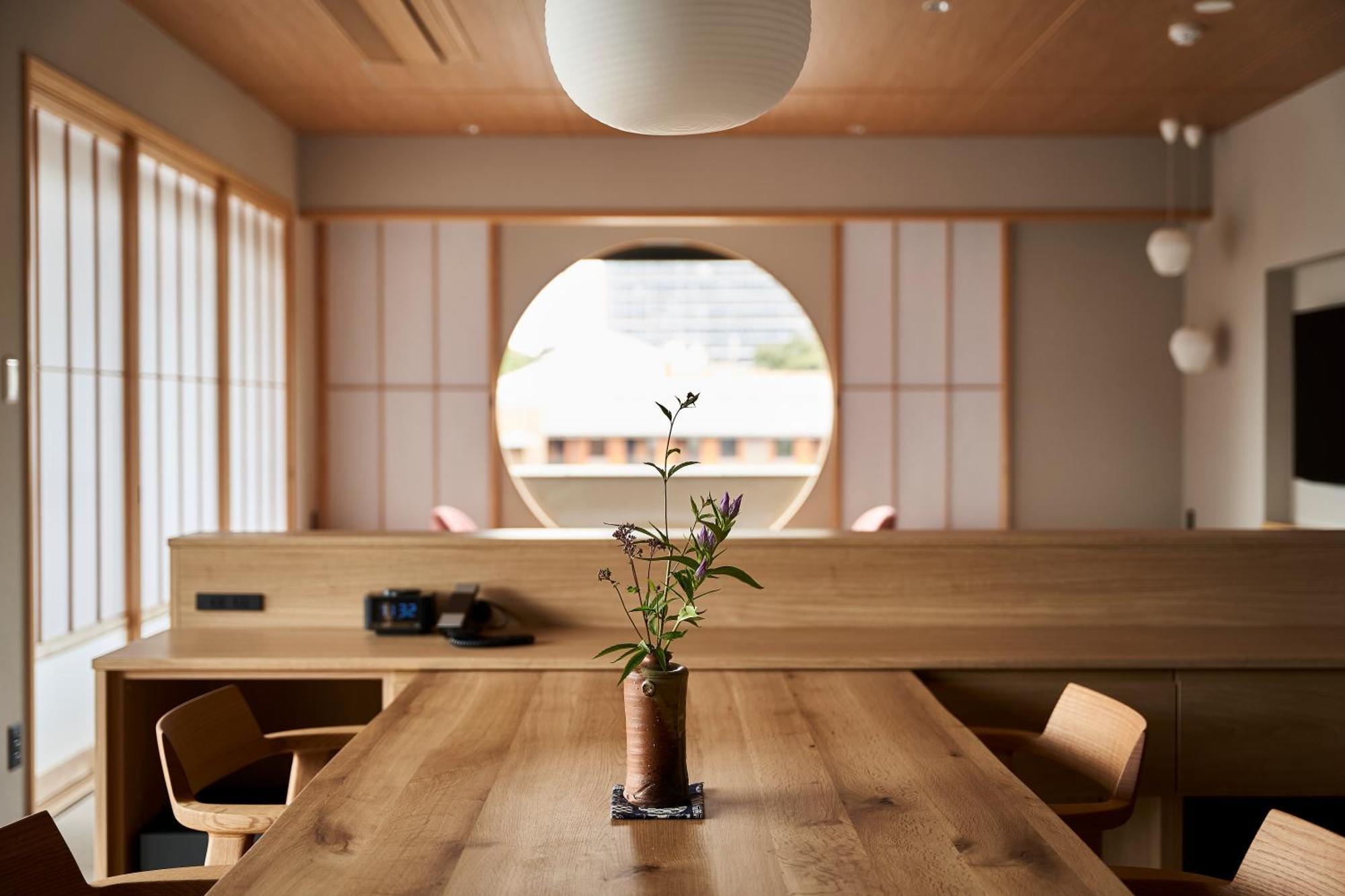 Ryokan Asukasou At The Entrancne Of Nara Park Exterior foto